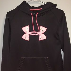 Under armour sweatshirt